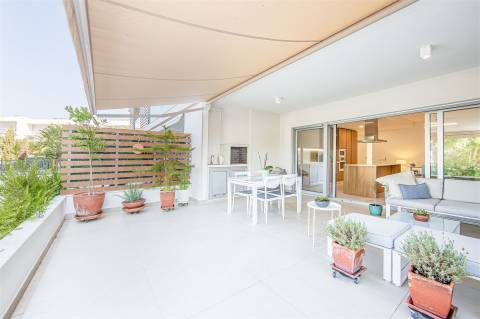 Apartamento T2 Venda em Albufeira e Olhos de Água,Albufeira