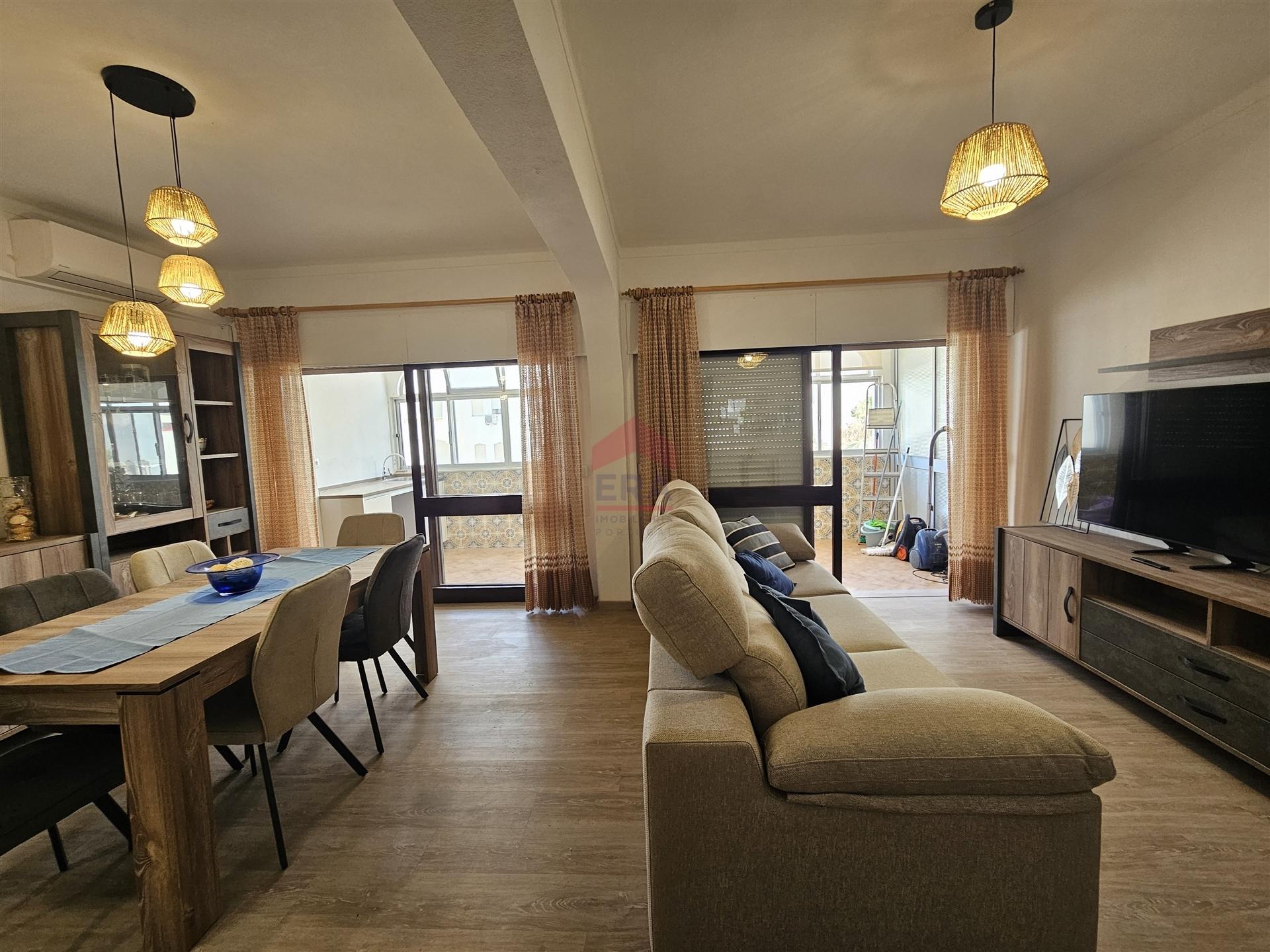 Apartamento T1+1 Venda em Quarteira,Loulé