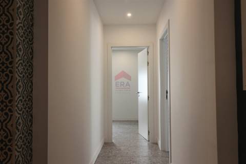 Moradia Geminada T7 Venda em Portimão,Portimão