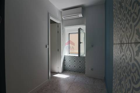 Moradia Geminada T7 Venda em Portimão,Portimão