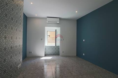 Moradia Geminada T7 Venda em Portimão,Portimão