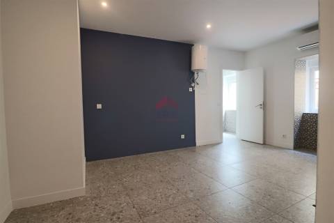 Moradia Geminada T7 Venda em Portimão,Portimão