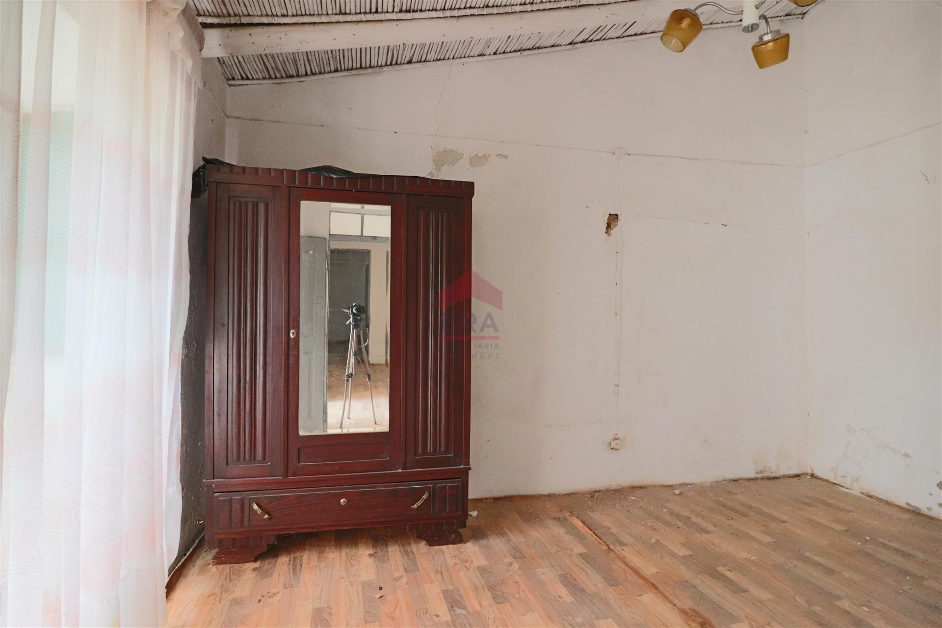 Moradia Geminada T1 Venda em Salir,Loulé