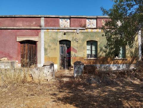 Moradia T2 Venda em Moncarapacho e Fuseta,Olhão
