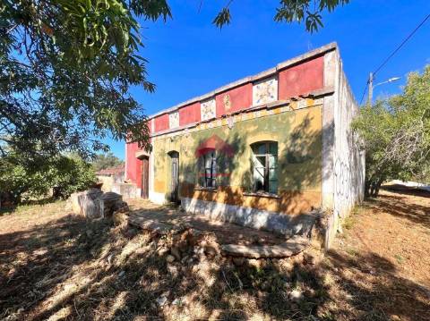 Moradia T2 Venda em Moncarapacho e Fuseta,Olhão