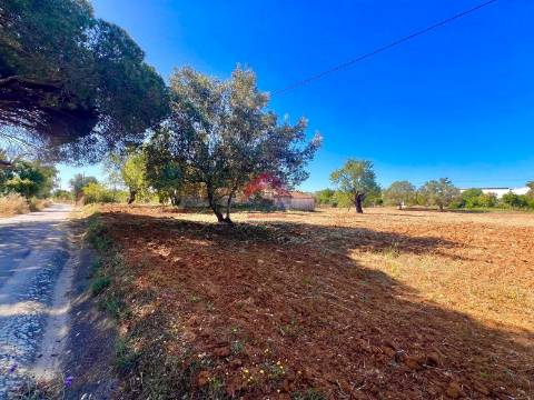 Moradia T2 Venda em Moncarapacho e Fuseta,Olhão