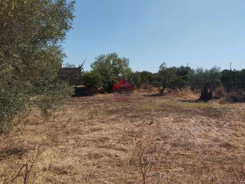 Moradia T2 Venda em Moncarapacho e Fuseta,Olhão