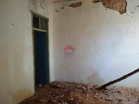 Moradia T2 Venda em Moncarapacho e Fuseta,Olhão