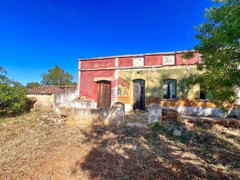 Moradia T2 Venda em Moncarapacho e Fuseta,Olhão