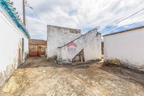 Moradia para Restaurar T3 Venda em Tavira (Santa Maria e Santiago),Tavira