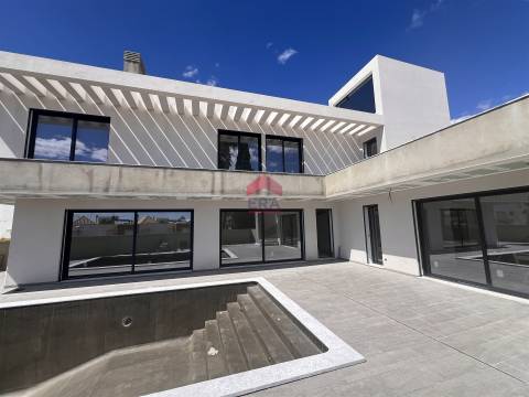 Moradia T5 Venda em Tavira (Santa Maria e Santiago),Tavira