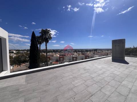 Moradia T5 Venda em Tavira (Santa Maria e Santiago),Tavira