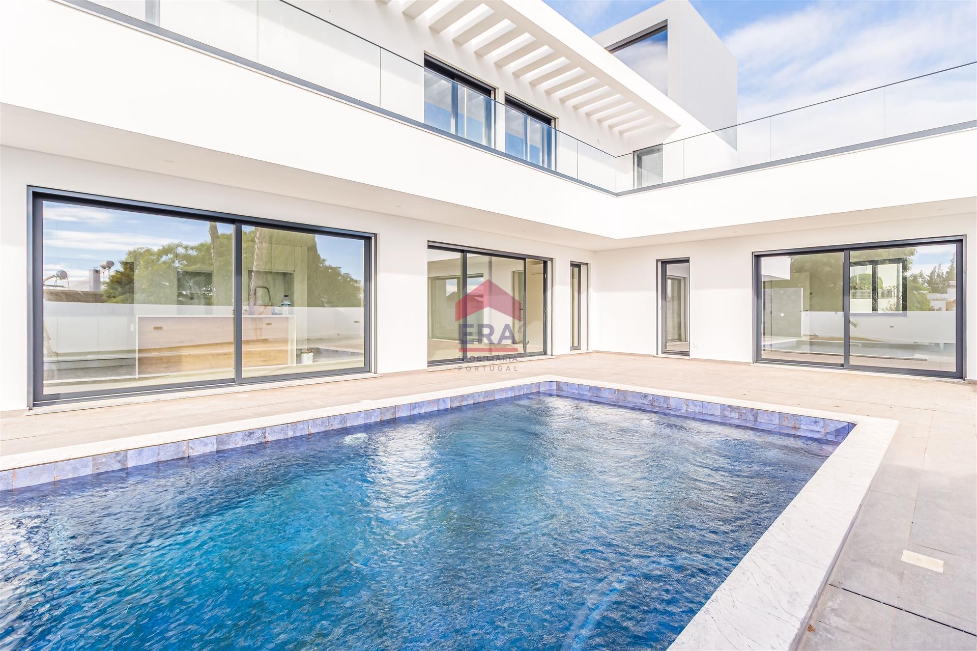 Moradia T5 Venda em Tavira (Santa Maria e Santiago),Tavira