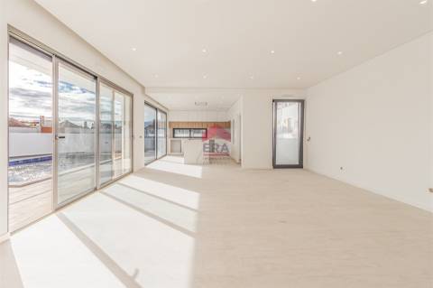 Moradia T5 Venda em Tavira (Santa Maria e Santiago),Tavira