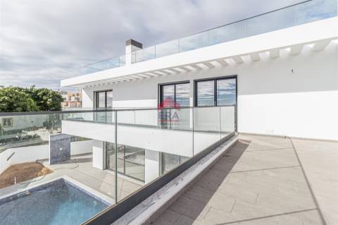 Moradia T5 Venda em Tavira (Santa Maria e Santiago),Tavira