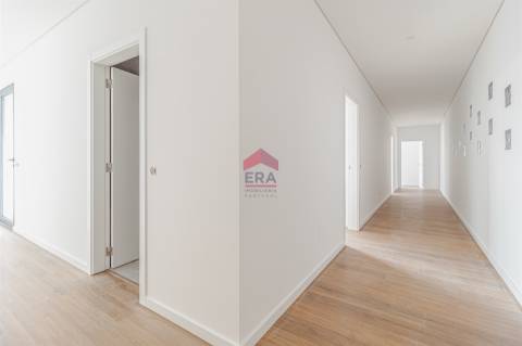 Moradia T5 Venda em Tavira (Santa Maria e Santiago),Tavira