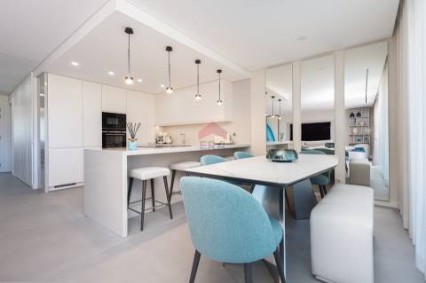 Apartamento T2 Venda em Quarteira,Loulé