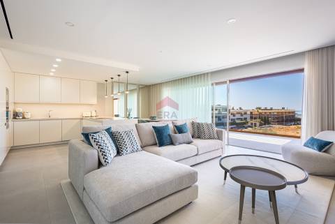 Apartamento T2 Venda em Quarteira,Loulé