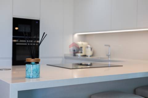 Apartamento T2 Venda em Quarteira,Loulé