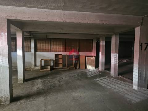 Garagem  Venda em Olhão,Olhão