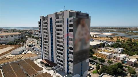 Loja T2 Venda em Faro (Sé e São Pedro),Faro