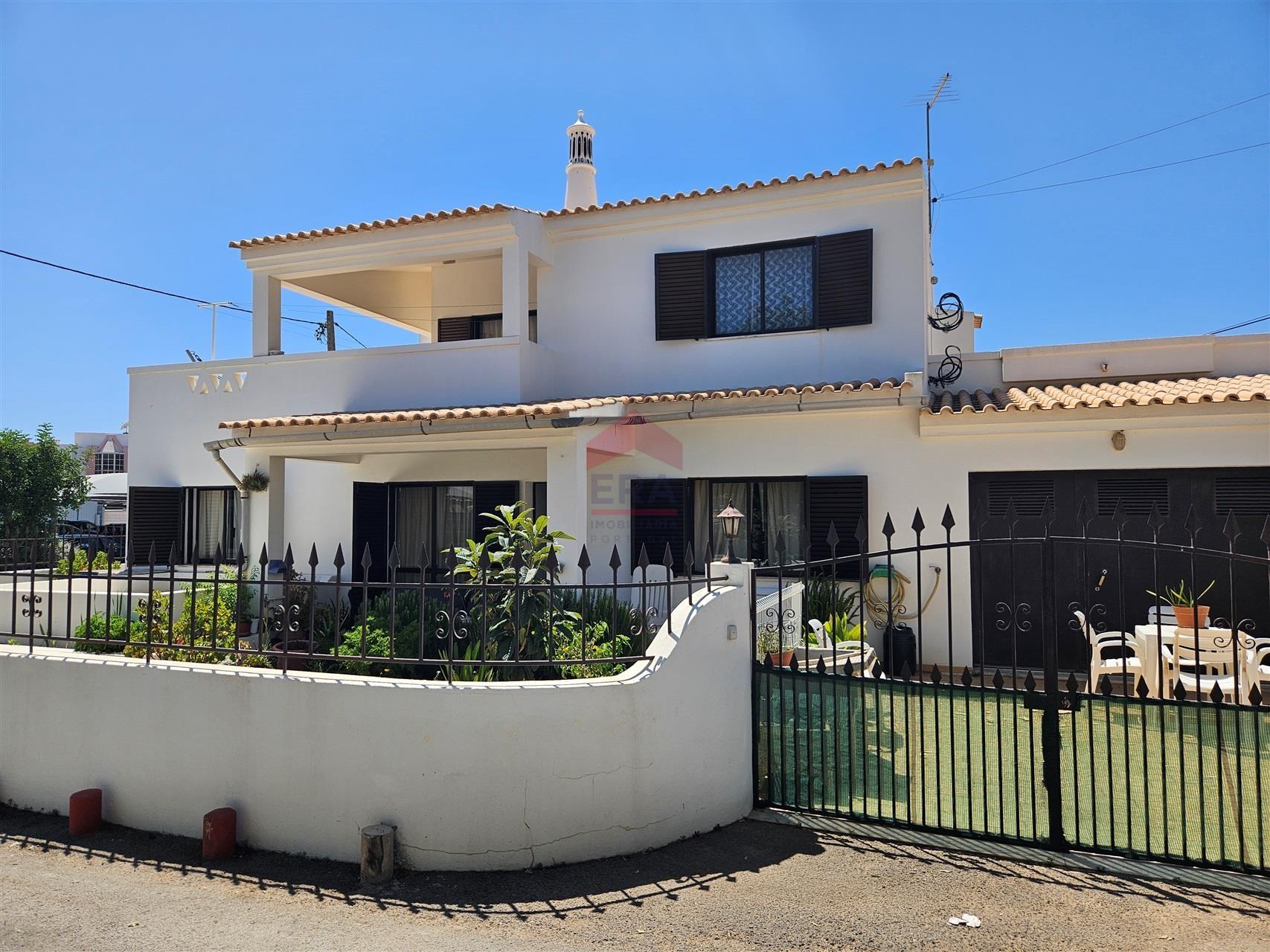 Moradia Isolada T4 Venda em Almancil,Loulé