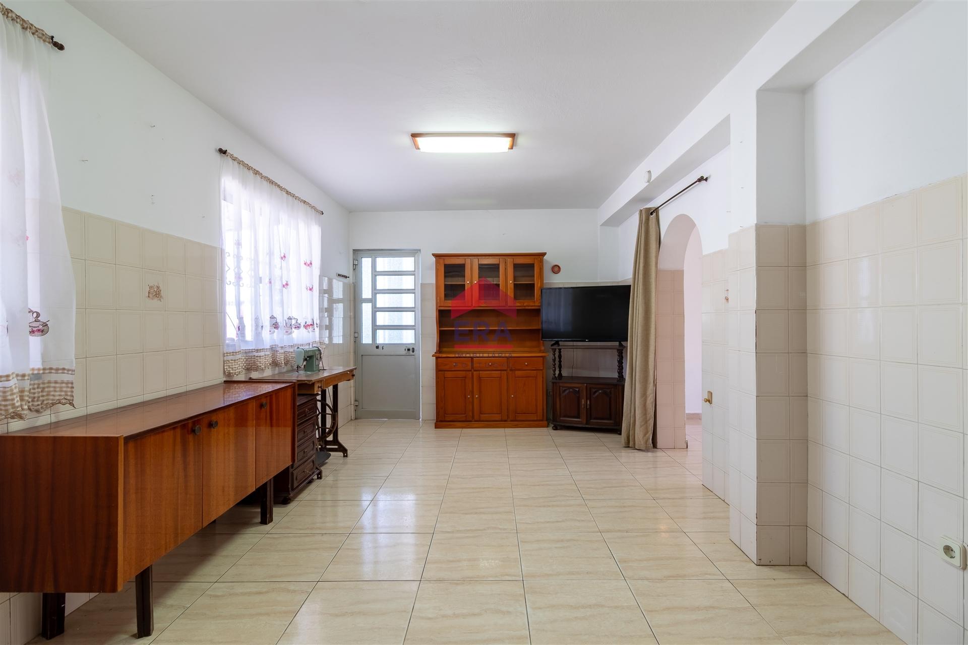 Moradia T3 Venda em Quelfes,Olhão