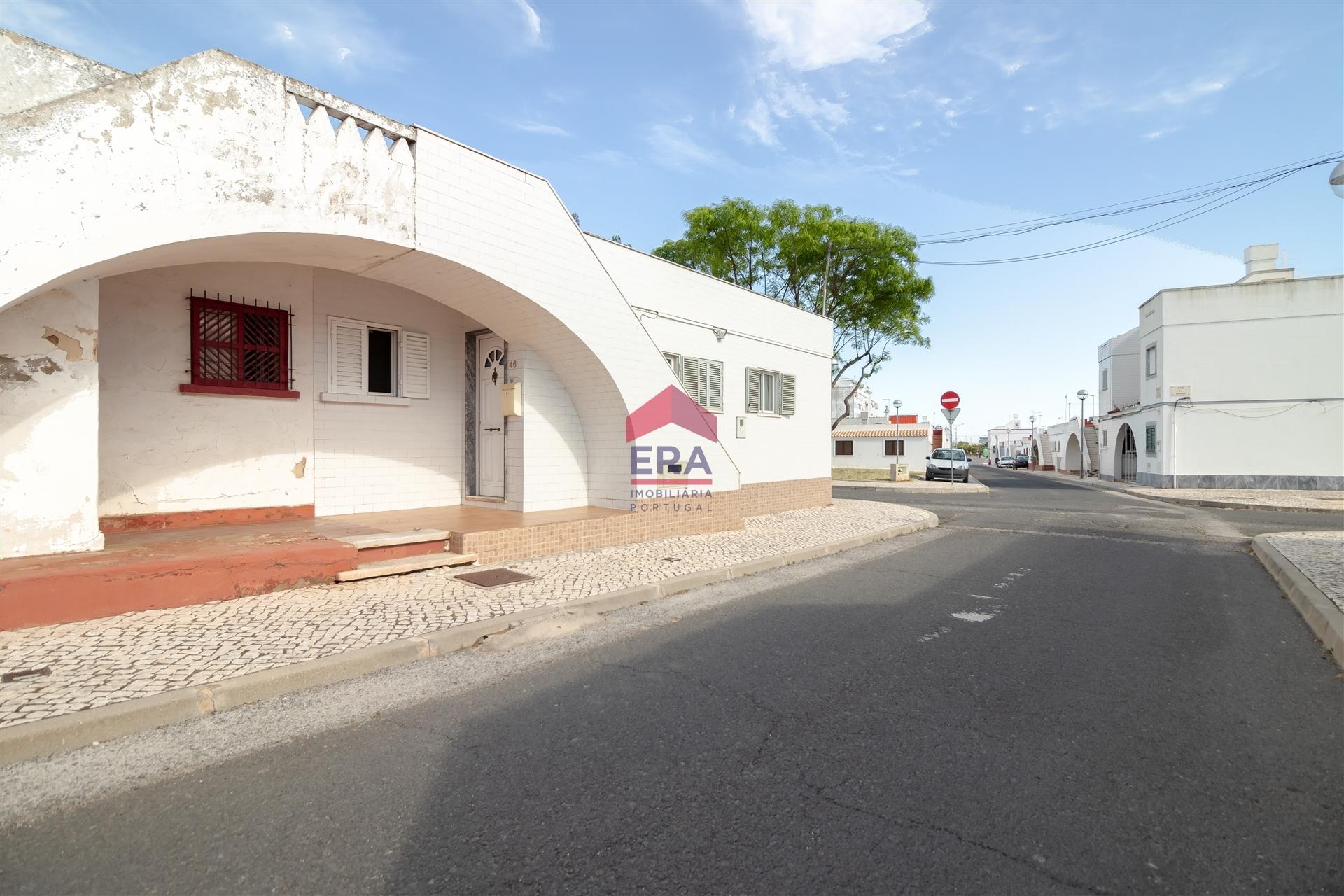 Moradia T3 Venda em Quelfes,Olhão