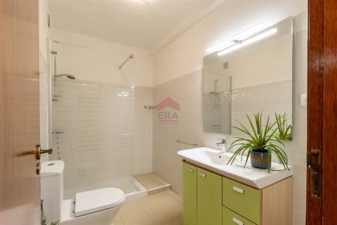 Apartamento T3 Venda em Faro (Sé e São Pedro),Faro