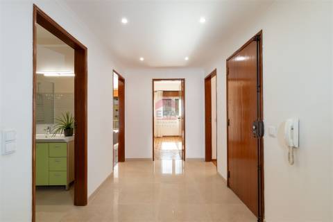 Apartamento T3 Venda em Faro (Sé e São Pedro),Faro