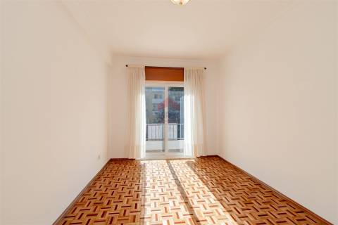 Apartamento T3 Venda em Faro (Sé e São Pedro),Faro