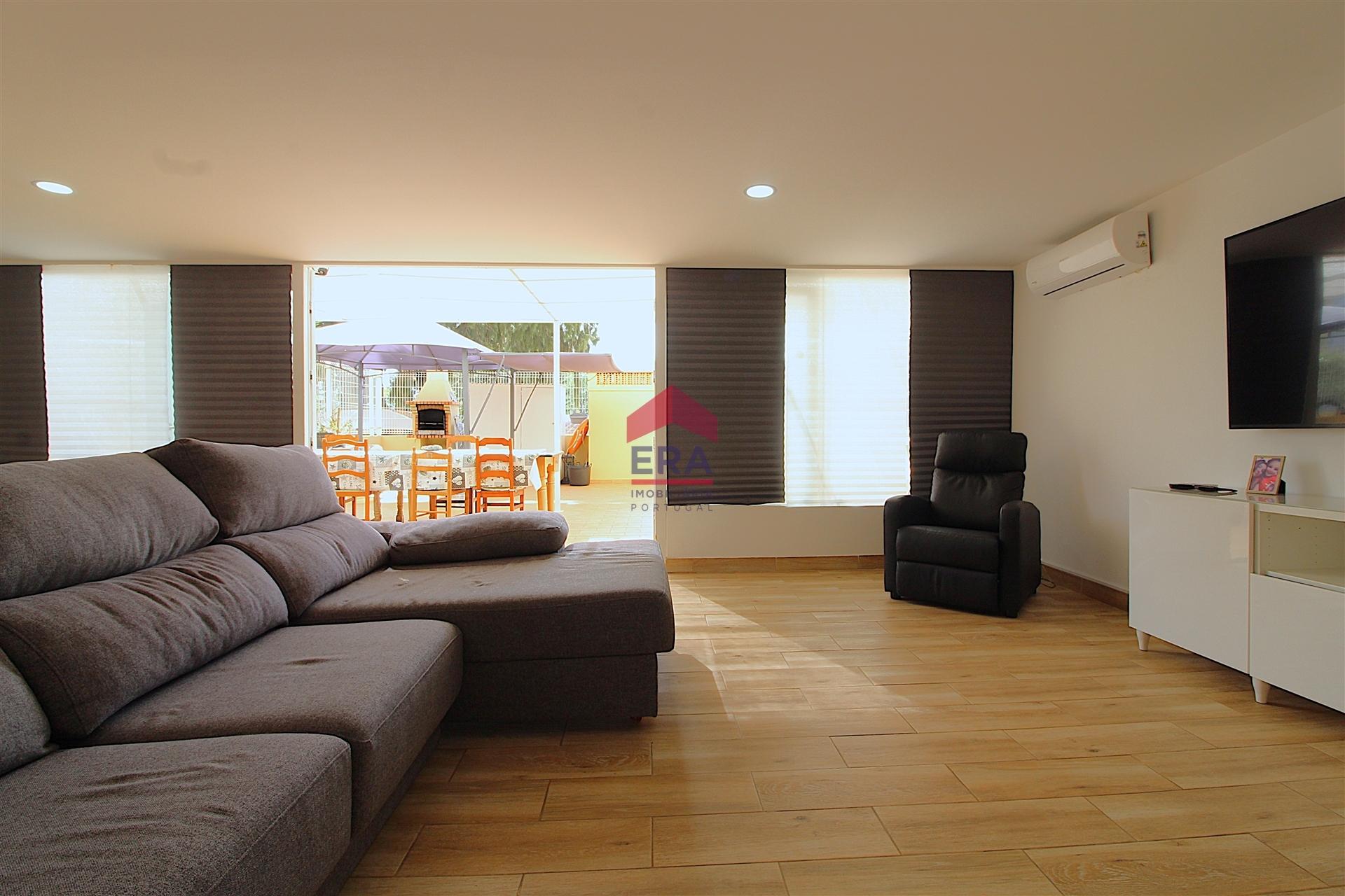 Apartamento T2 Venda em Quelfes,Olhão