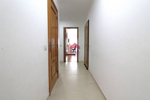 Apartamento T2 Venda em Quelfes,Olhão