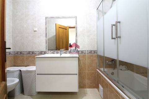 Apartamento T2 Venda em Quelfes,Olhão