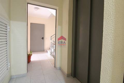Apartamento T2 Venda em Quelfes,Olhão