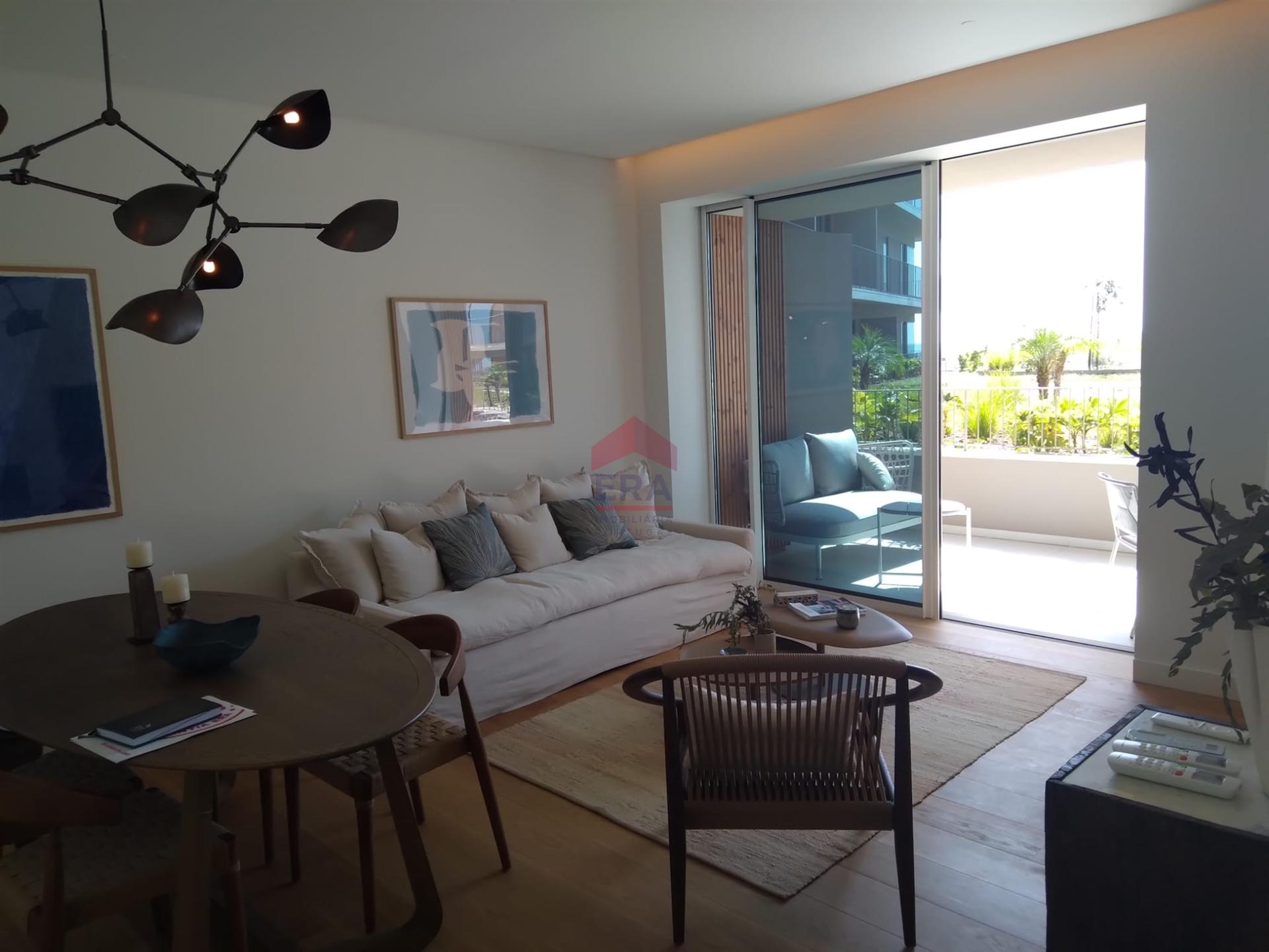 Apartamento T2 Venda em Quarteira,Loulé
