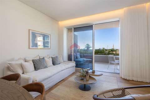 Apartamento T2 Venda em Quarteira,Loulé