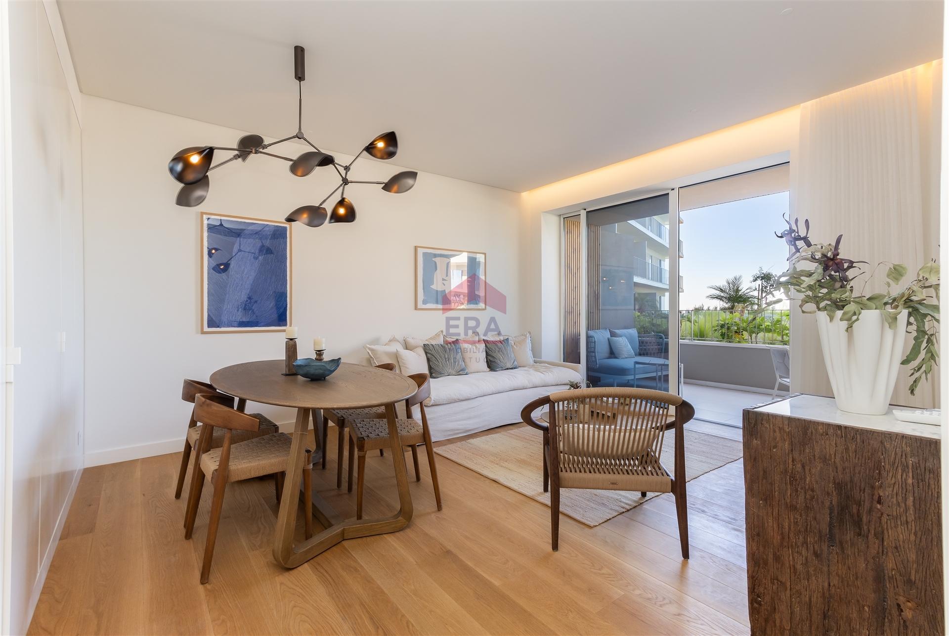 Apartamento T2 Venda em Quarteira,Loulé