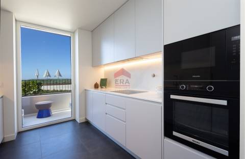 Apartamento T2 Venda em Quarteira,Loulé