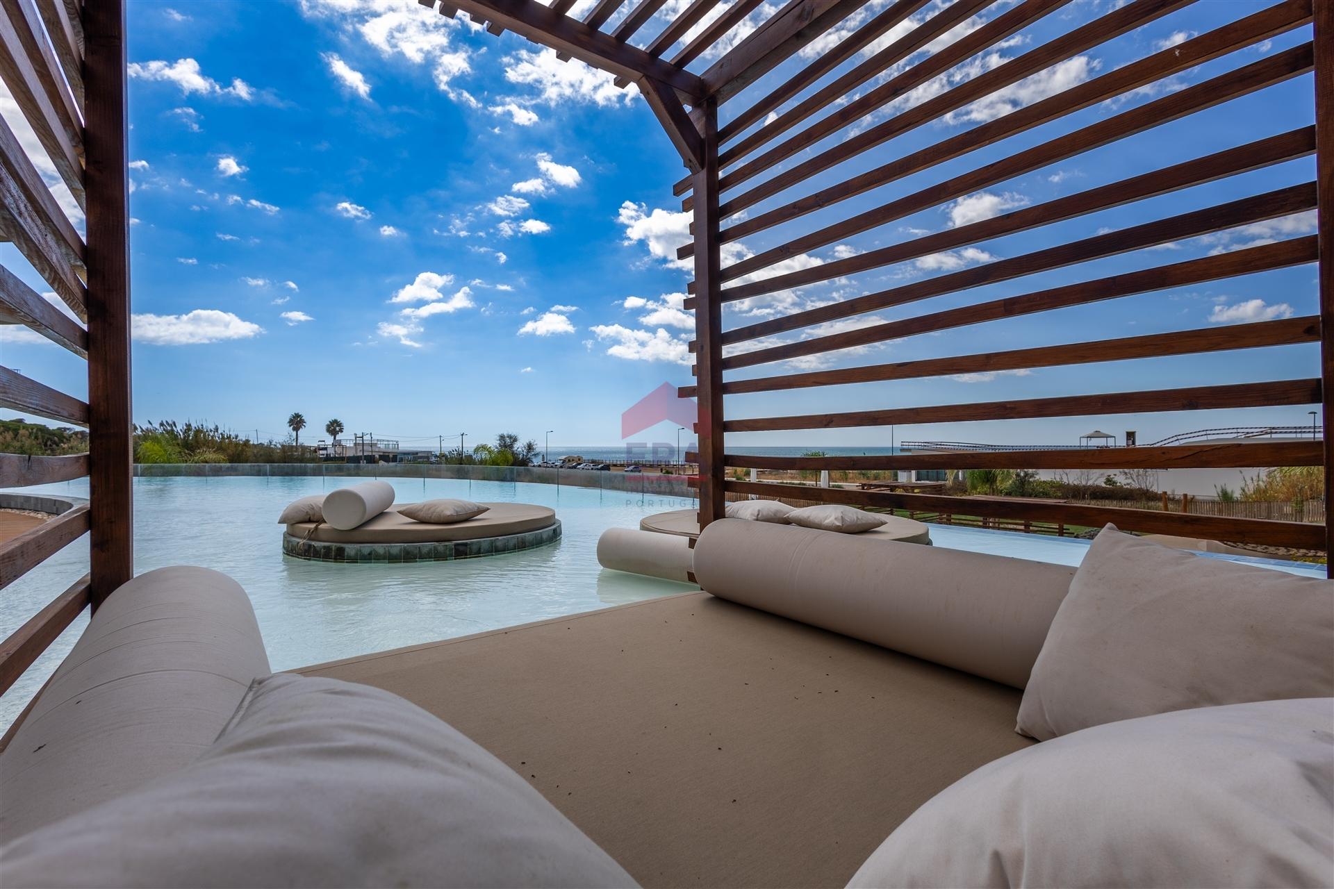 Apartamento T2 Venda em Quarteira,Loulé