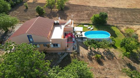 Moradia T3 Venda em Moncarapacho e Fuseta,Olhão