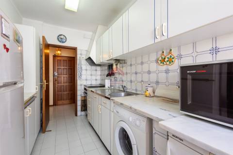 Apartamento T2 Venda em Quarteira,Loulé