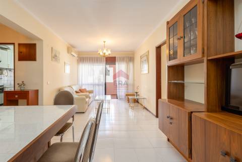 Apartamento T2 Venda em Quarteira,Loulé