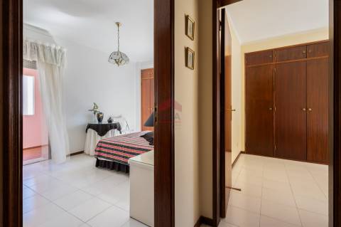Apartamento T2 Venda em Quarteira,Loulé