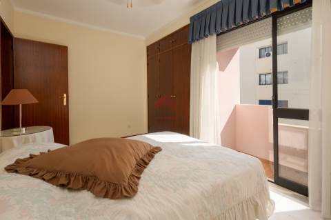 Apartamento T2 Venda em Quarteira,Loulé
