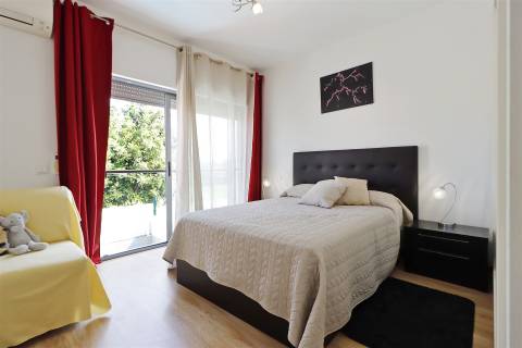 Moradia T3 Venda em Quelfes,Olhão