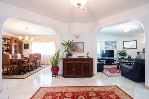 Moradia Isolada T5 Venda em Montenegro,Faro