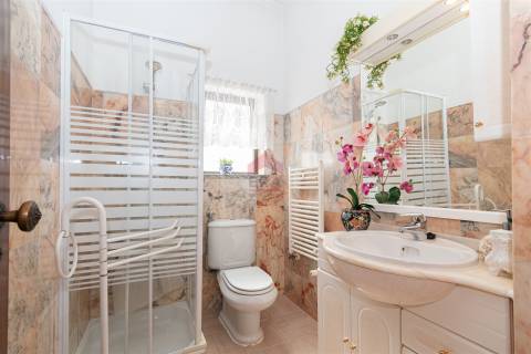 Moradia Isolada T5 Venda em Montenegro,Faro