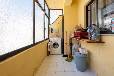 Apartamento T2 Venda em Quarteira,Loulé
