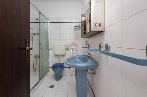 Apartamento T2 Venda em Quarteira,Loulé